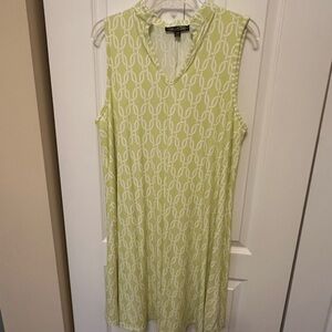 Livingston Avenue Light Green Chain Pattern Dress